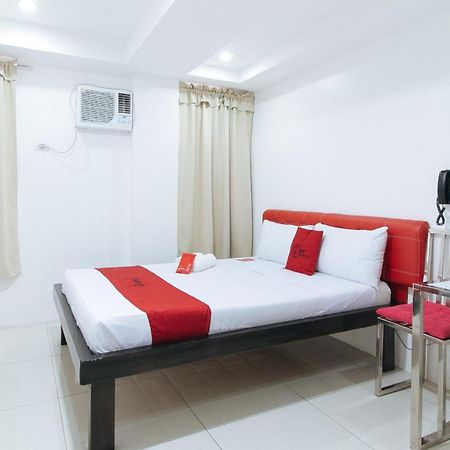 Reddoorz At Dbuilders Rooms Bangkal Makati ماكاتي المظهر الخارجي الصورة
