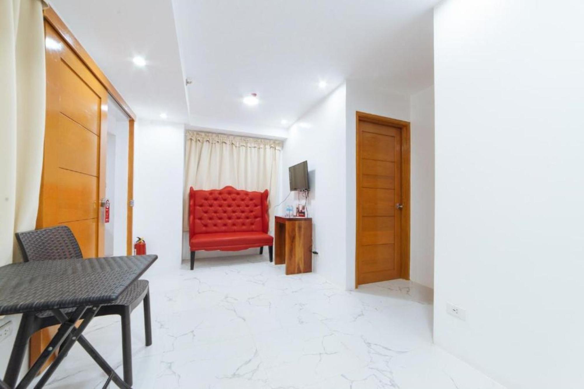Reddoorz At Dbuilders Rooms Bangkal Makati ماكاتي المظهر الخارجي الصورة